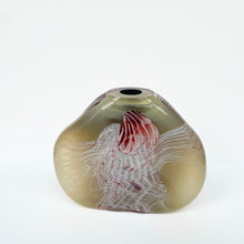 Ladda upp bild till gallerivisning, Glaskonst av Morgan Persson