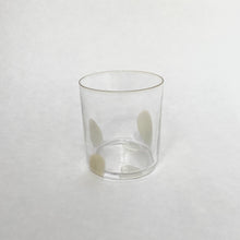Ladda upp bild till gallerivisning, Glasen "Dot" av Normal Object Factory